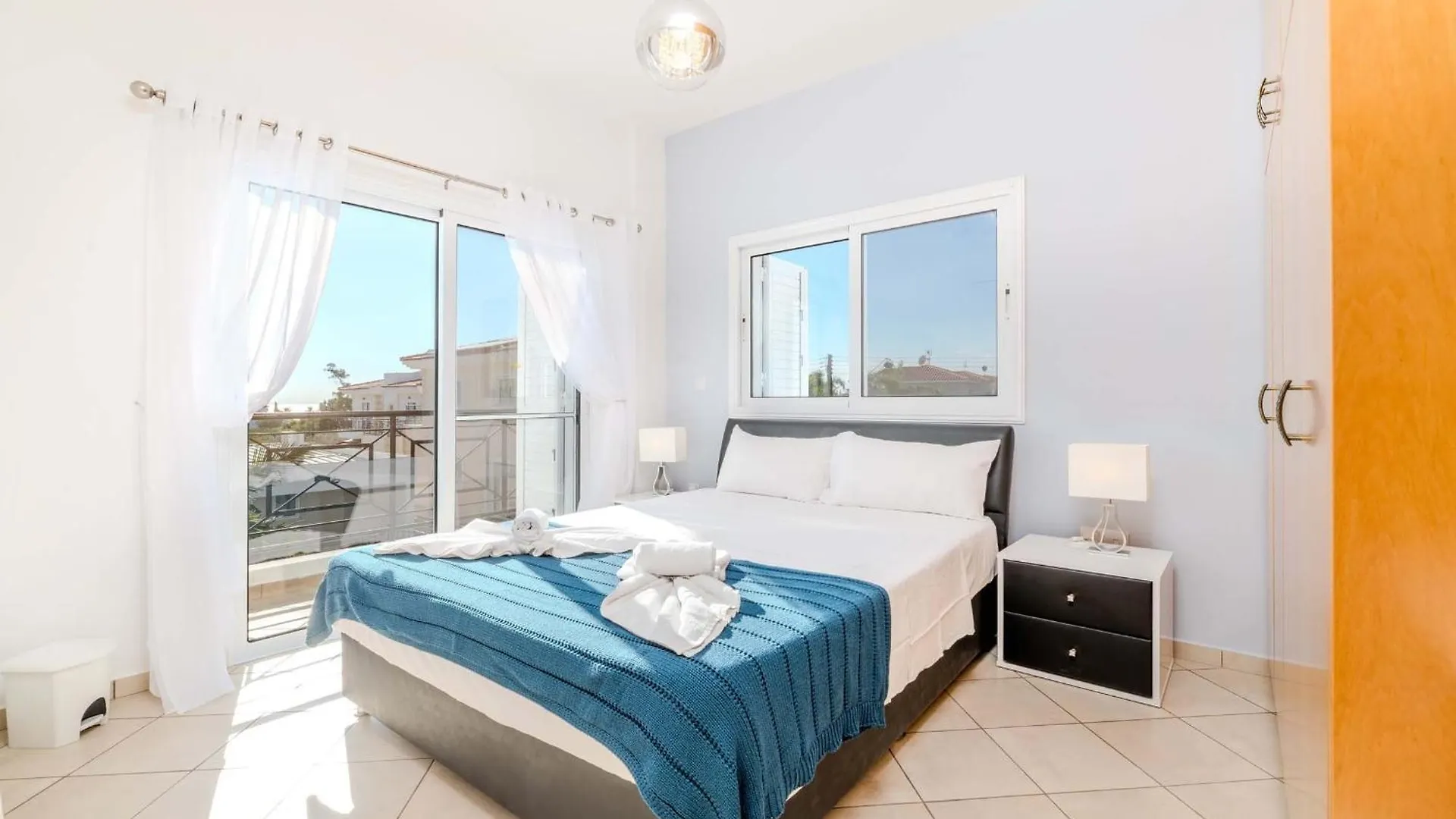 Nemea Serenity Blue Ayia Napa 0*,